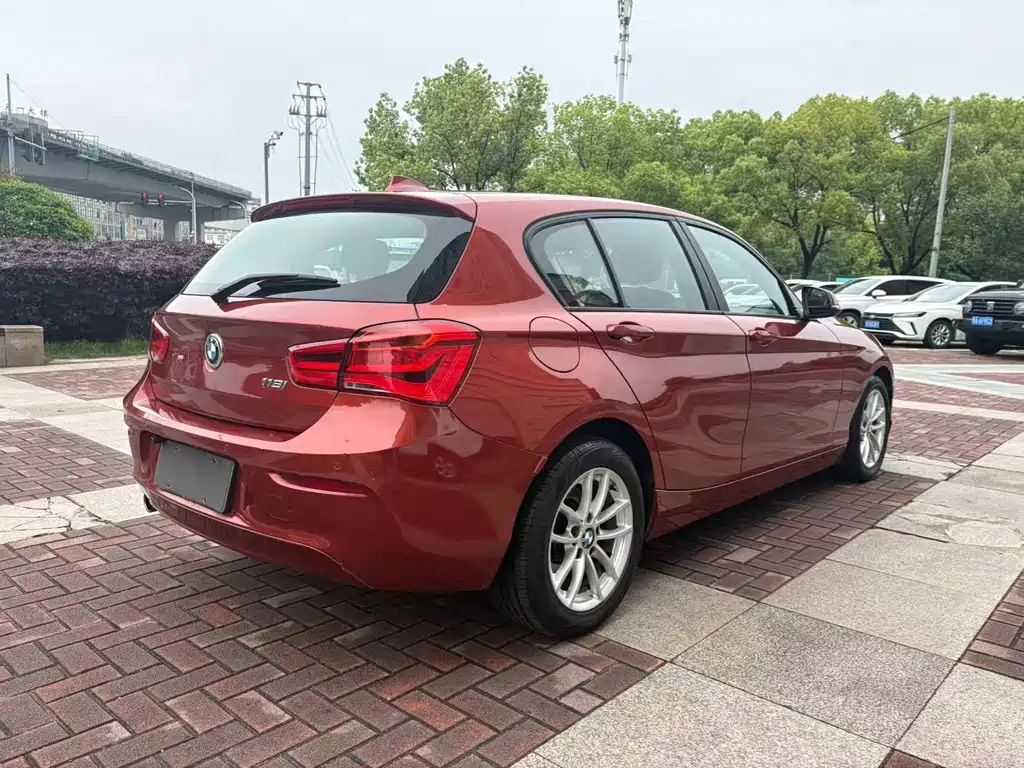 BMW 1 Series (Import) — миниатюра 11