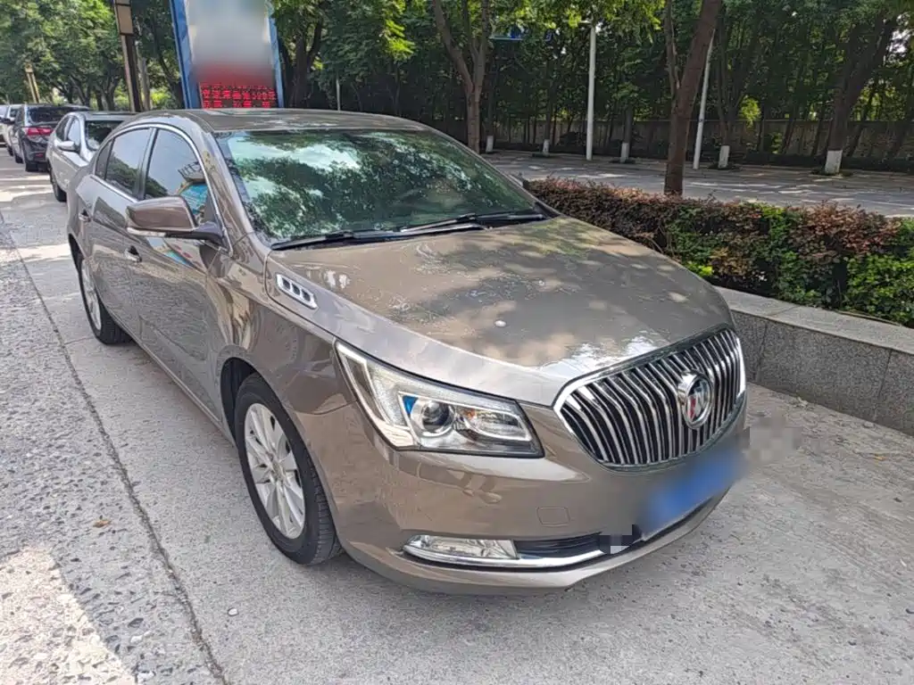 Buick LaCrosse — миниатюра 4