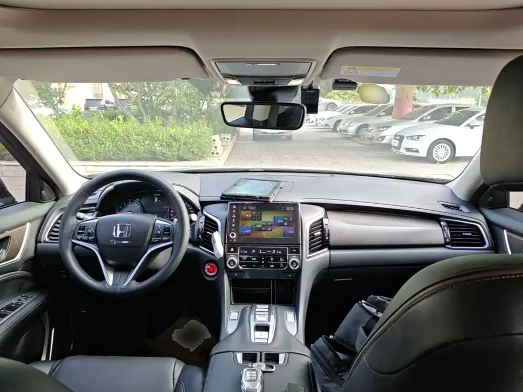 Honda Avancier — миниатюра 10