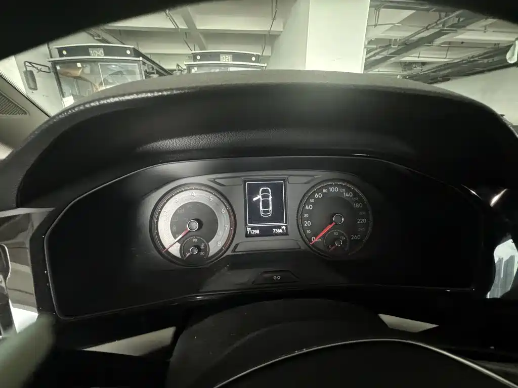 Volkswagen Lavida — миниатюра 8