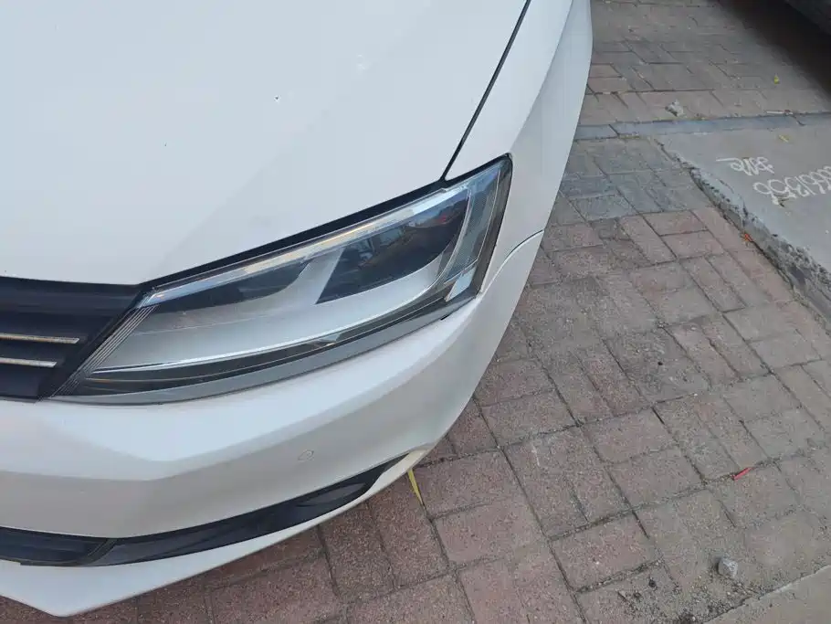 Volkswagen Sagitar — миниатюра 5