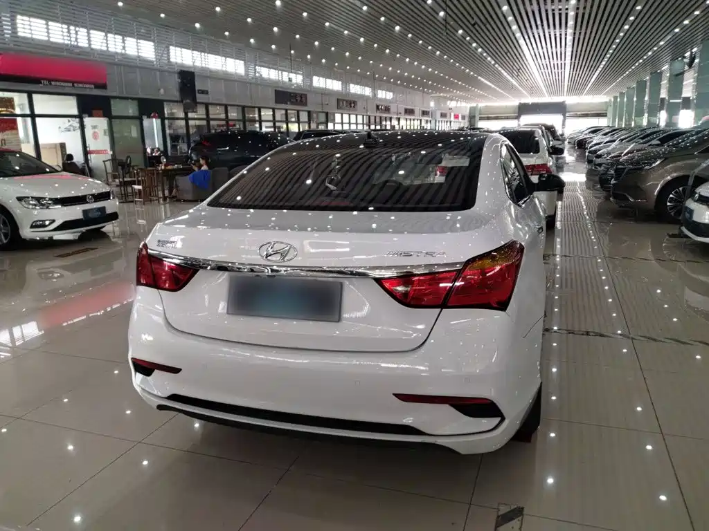 Hyundai Mistra — миниатюра 9