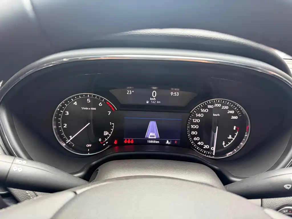 Cadillac CT5 — миниатюра 8