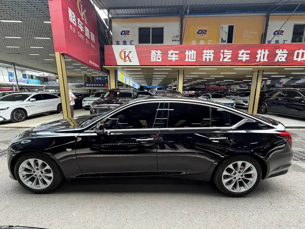 Cadillac CT5 — миниатюра 25