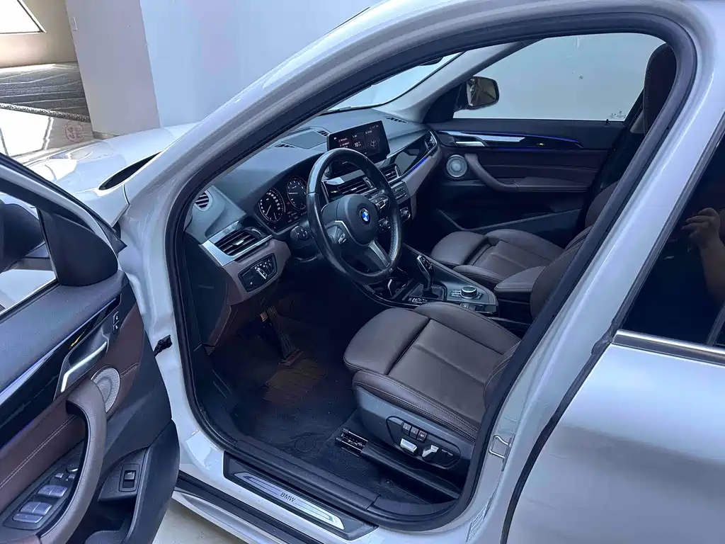 BMW X1 — миниатюра 9