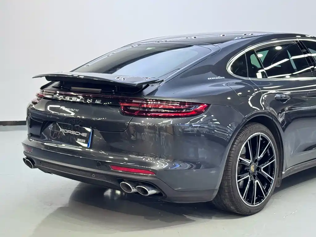 Porsche Panamera — миниатюра 26