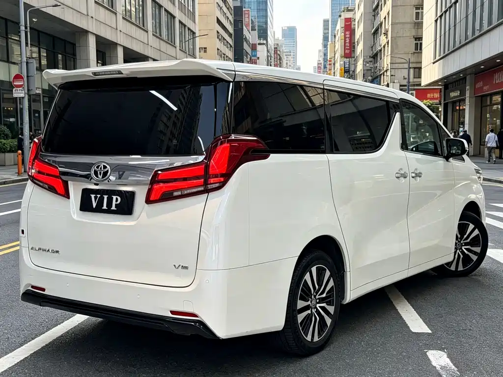 Toyota Alphard 2018 3.5L Luxury