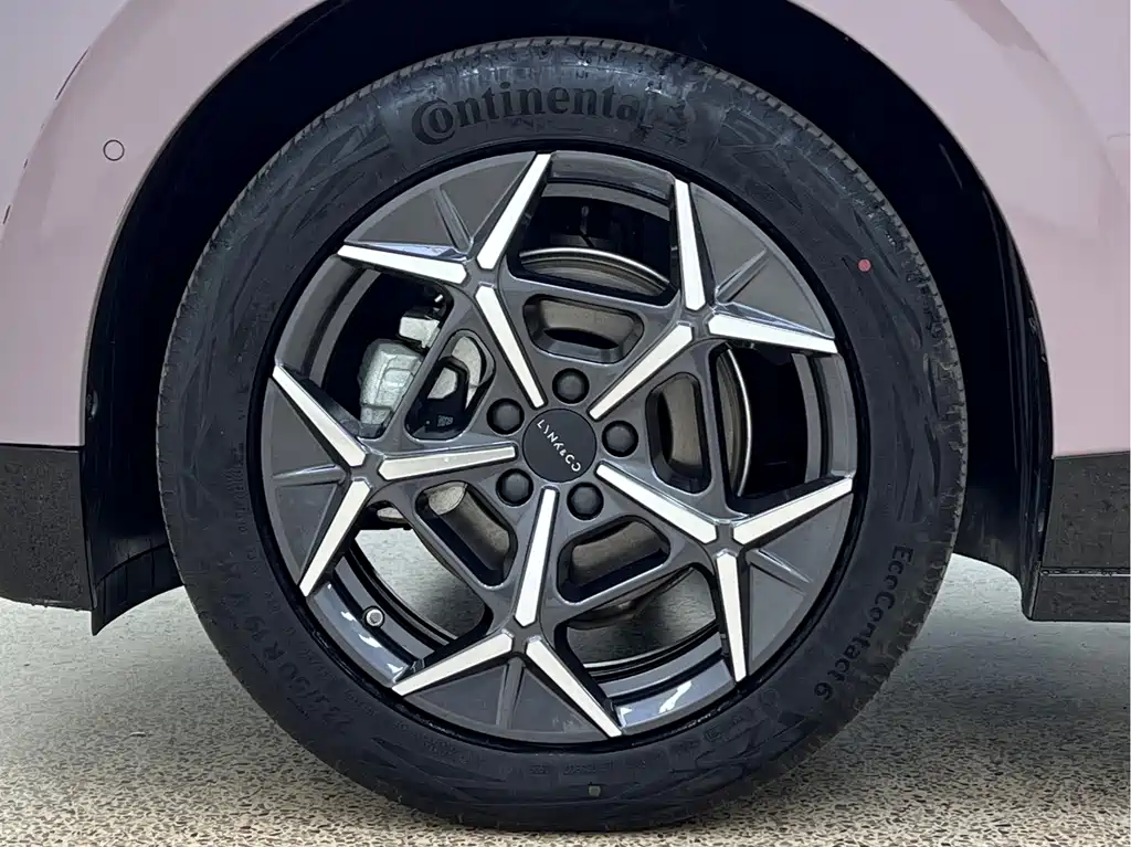 Lynk & Co Z20 — миниатюра 10