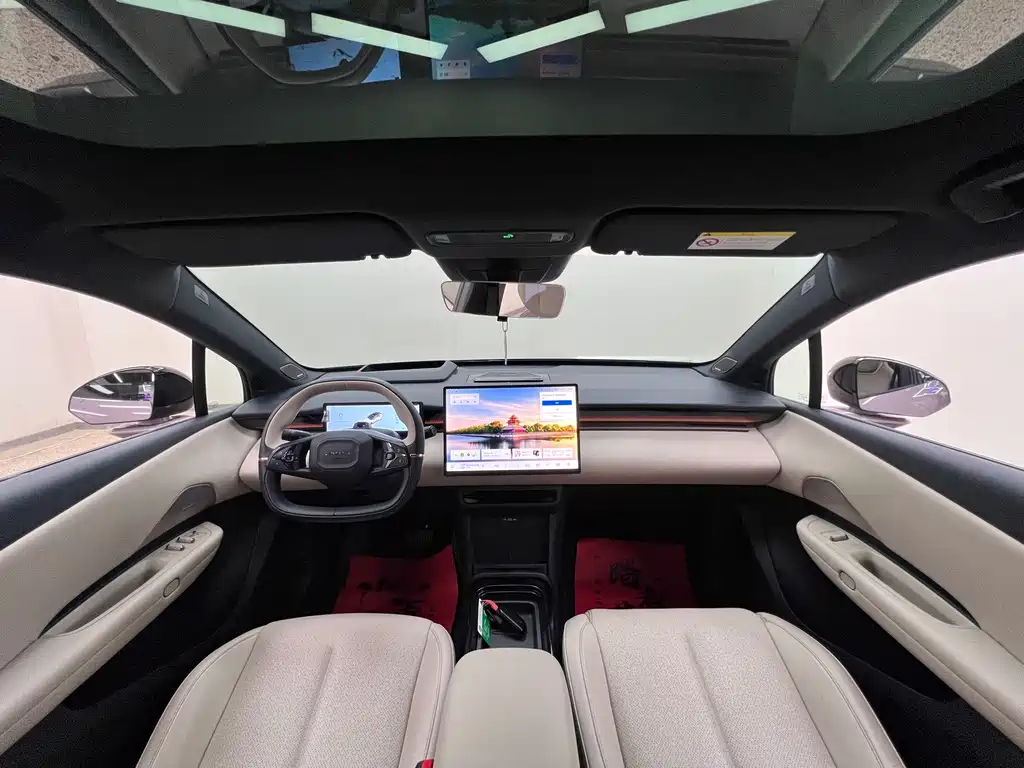 Lynk & Co Z20 — миниатюра 20