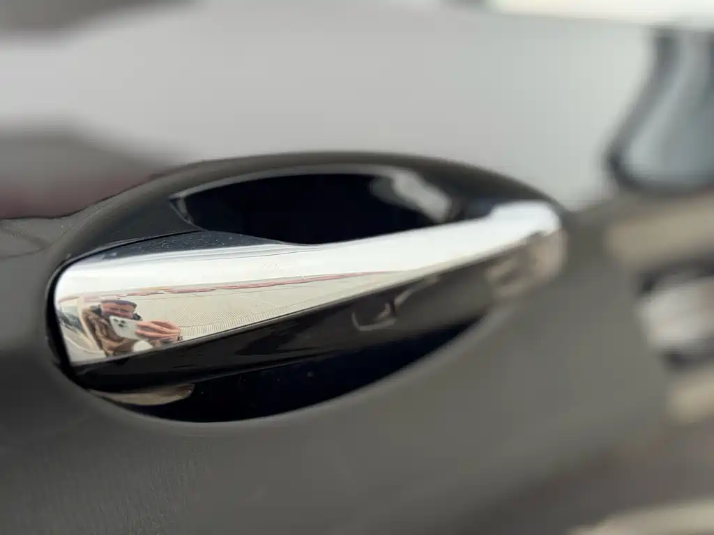 Mercedes-Benz E-Class New Energy — миниатюра 39