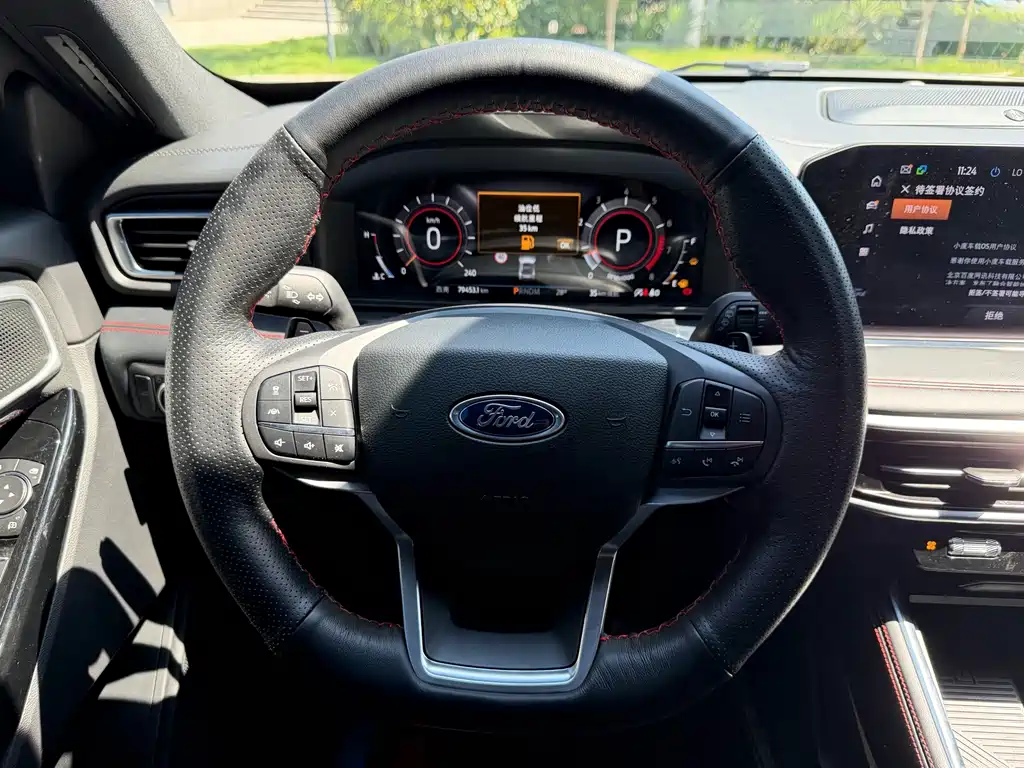 Ford Explorer — миниатюра 18