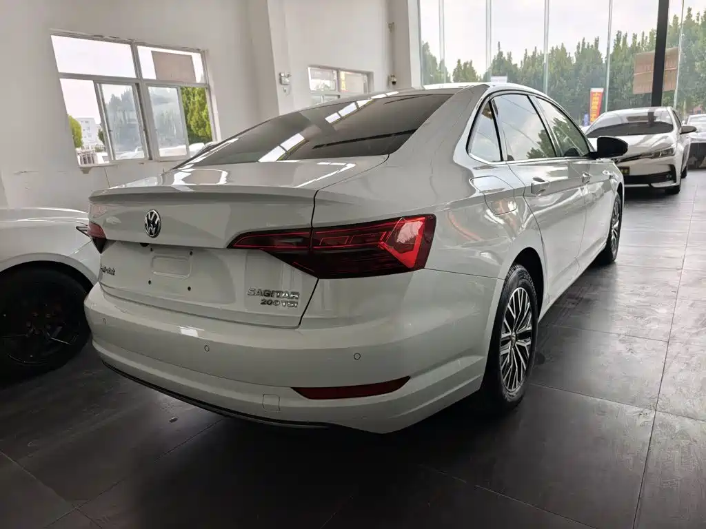 Volkswagen Sagitar — миниатюра 7