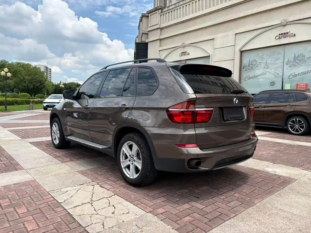 BMW X5 (Import) — миниатюра 13