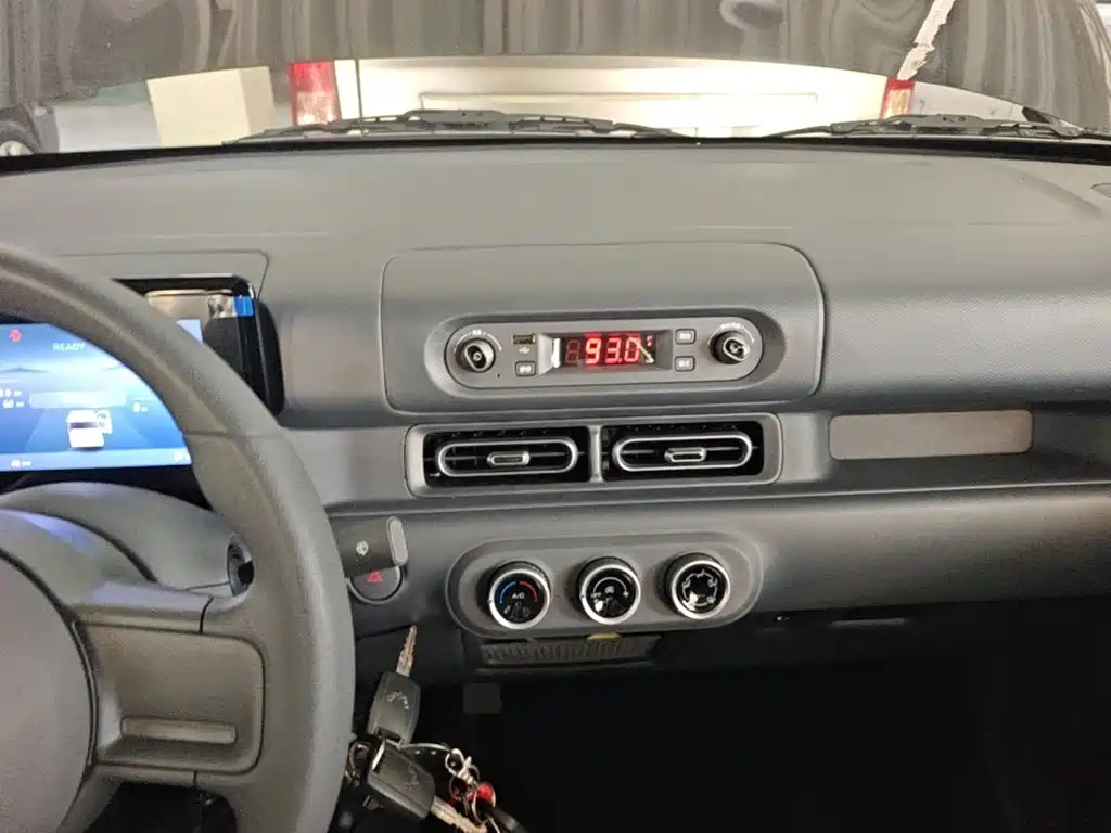 Wuling Zhiguang EV — миниатюра 13
