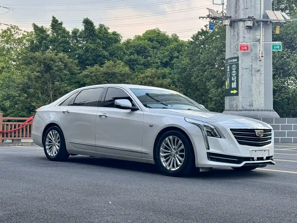 Cadillac CT6 — миниатюра 5