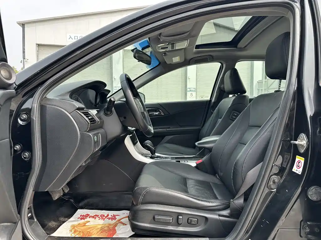 Honda Accord — миниатюра 4