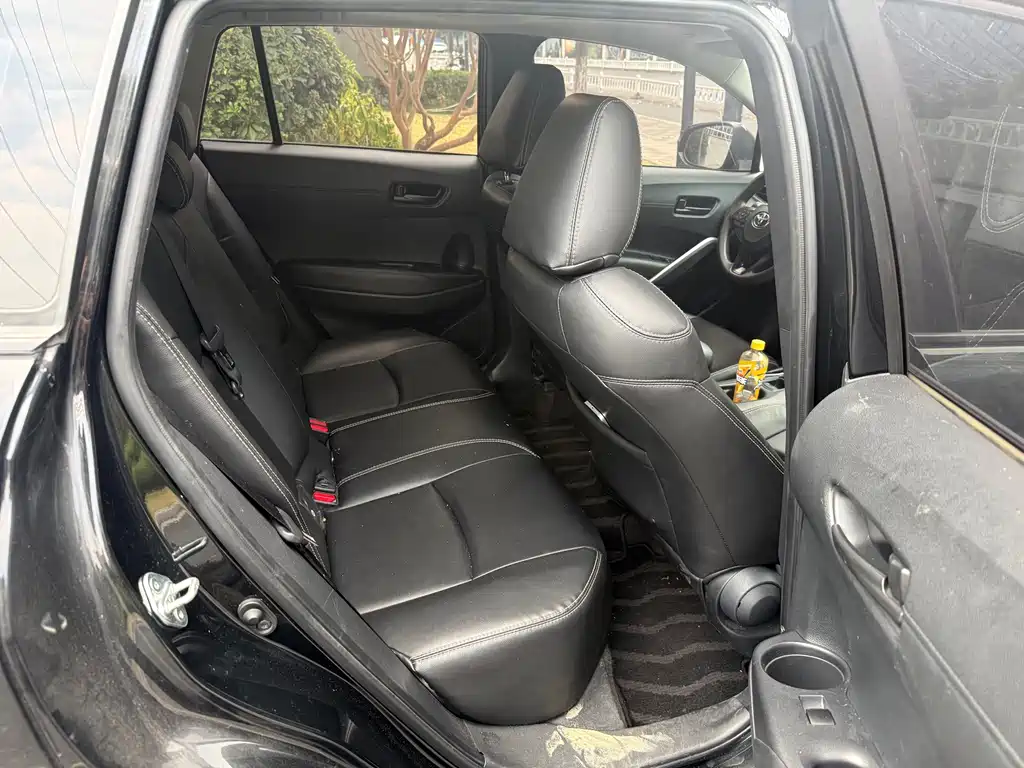 Toyota Corolla Cross — миниатюра 12