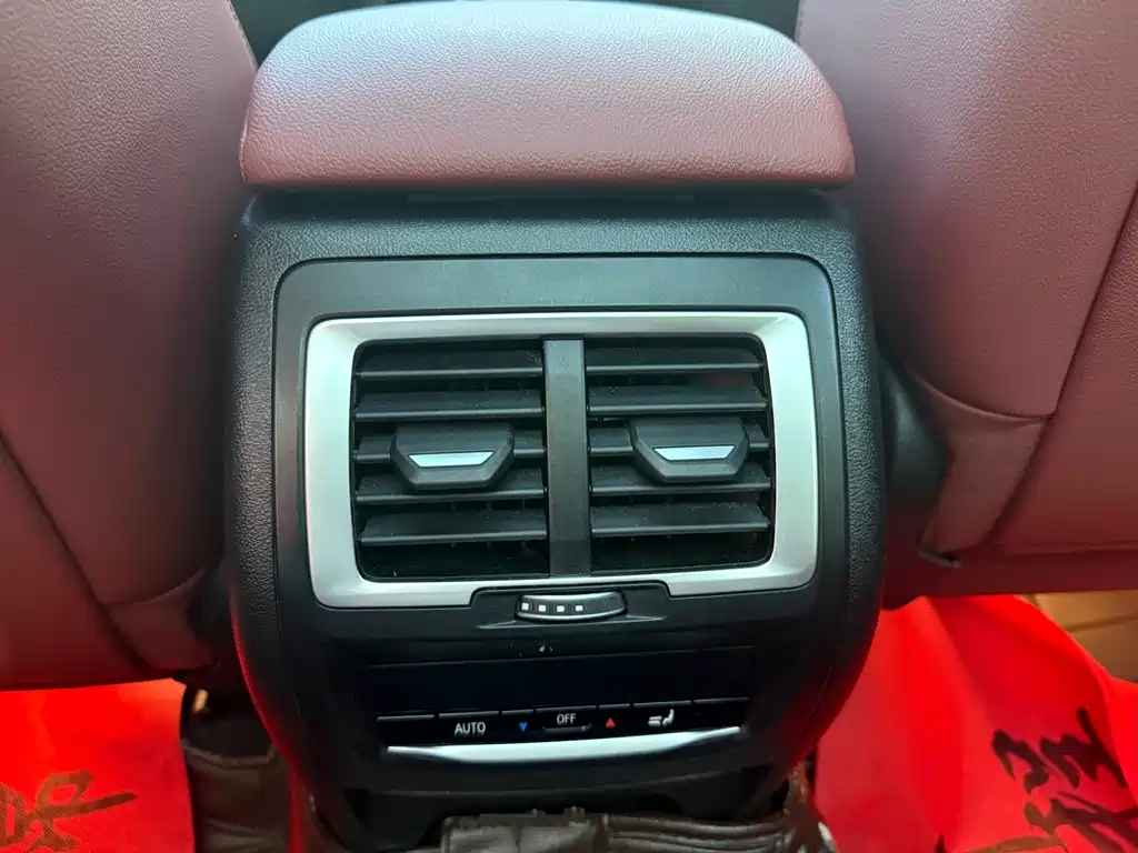 BMW X3 — миниатюра 8