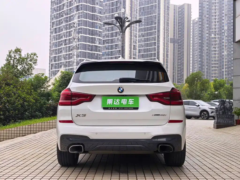 BMW X3 — миниатюра 6