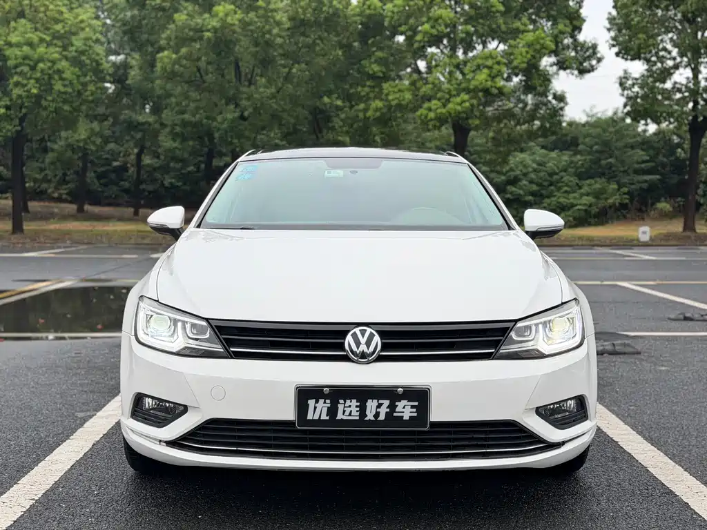 Volkswagen Lamando