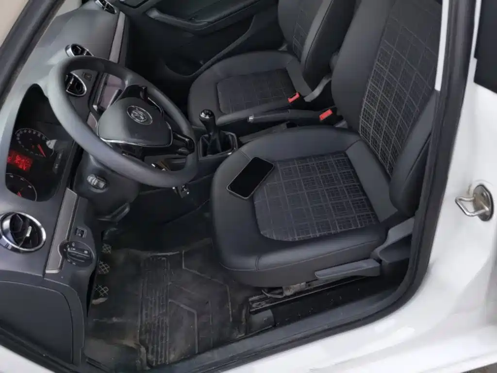 Volkswagen Jetta — миниатюра 15