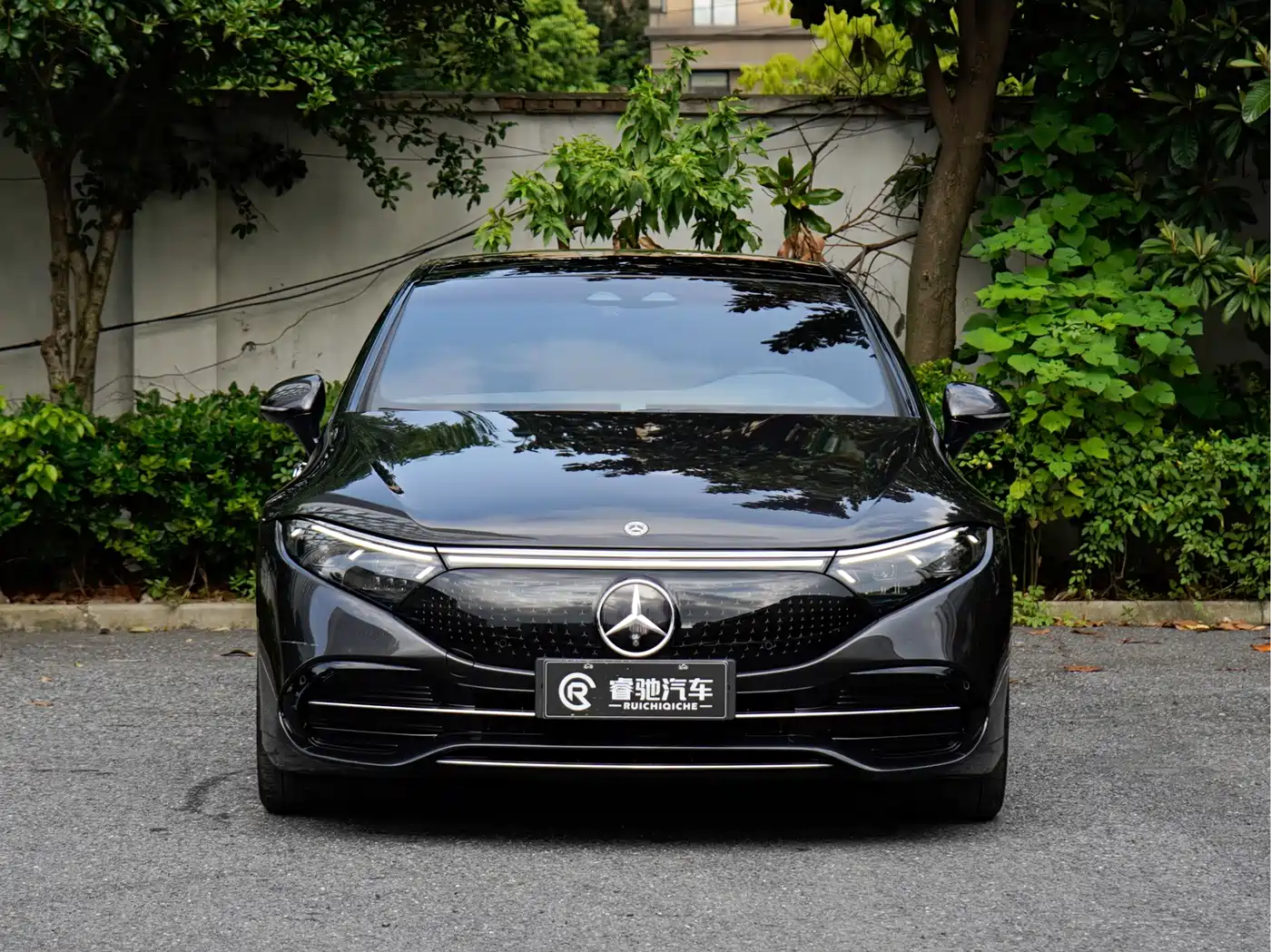 Mercedes-Benz EQS