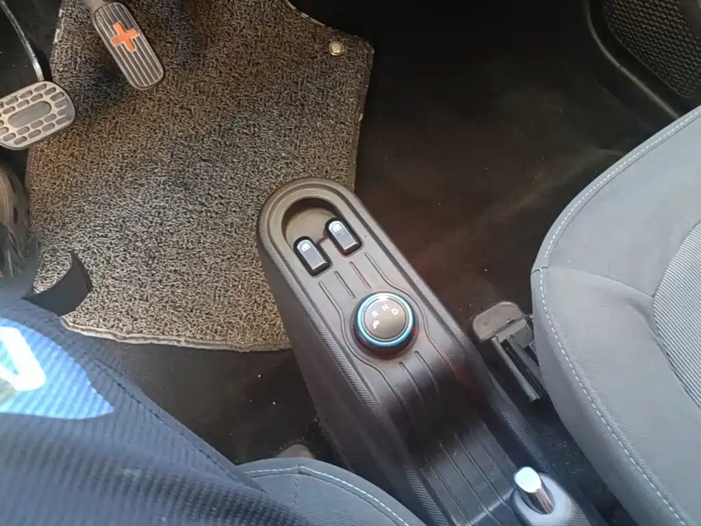 Wuling MINIEV — миниатюра 14