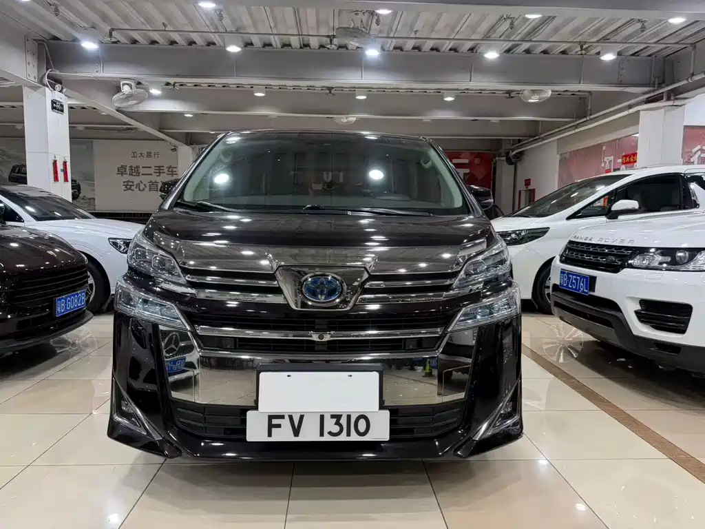 Toyota Vellfire — миниатюра 2