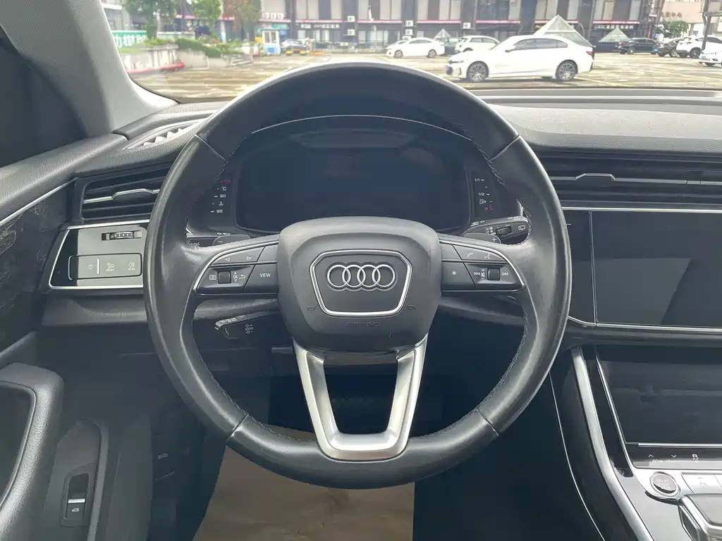 Audi Q8 — миниатюра 14