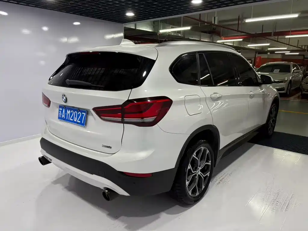 BMW X1 2022 sDrive25Li Lead