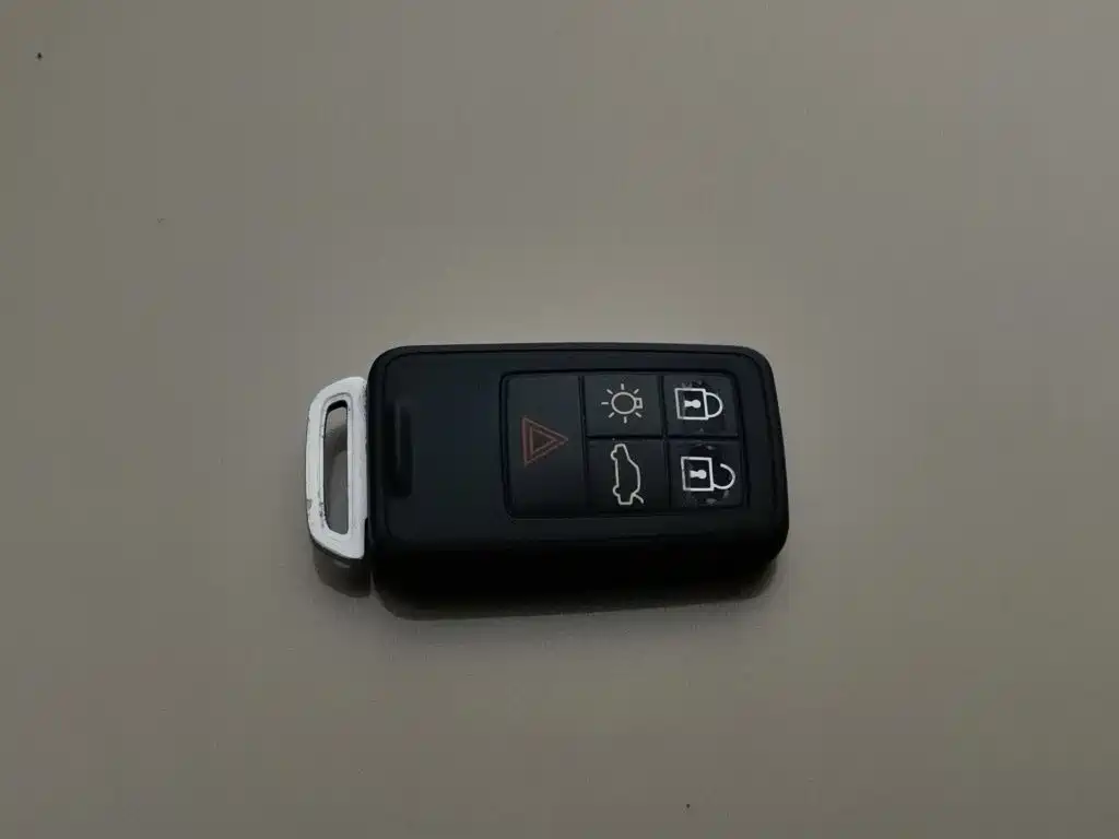 Volvo V40 — миниатюра 19