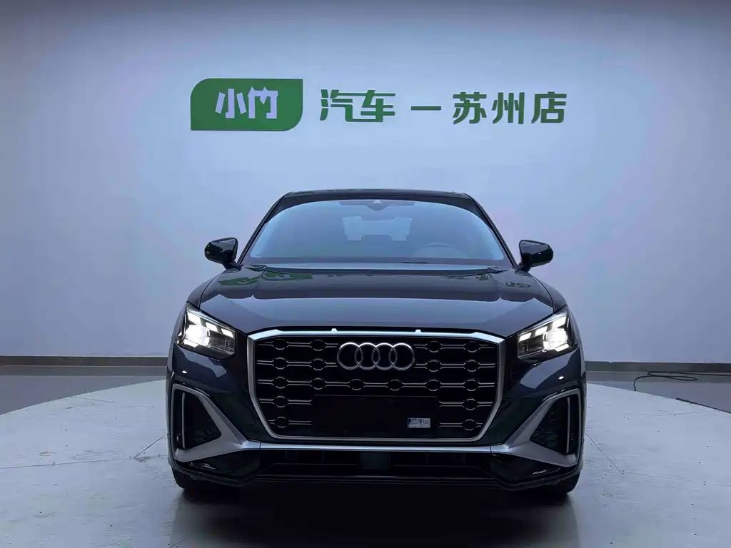 Audi Q2L — миниатюра 2