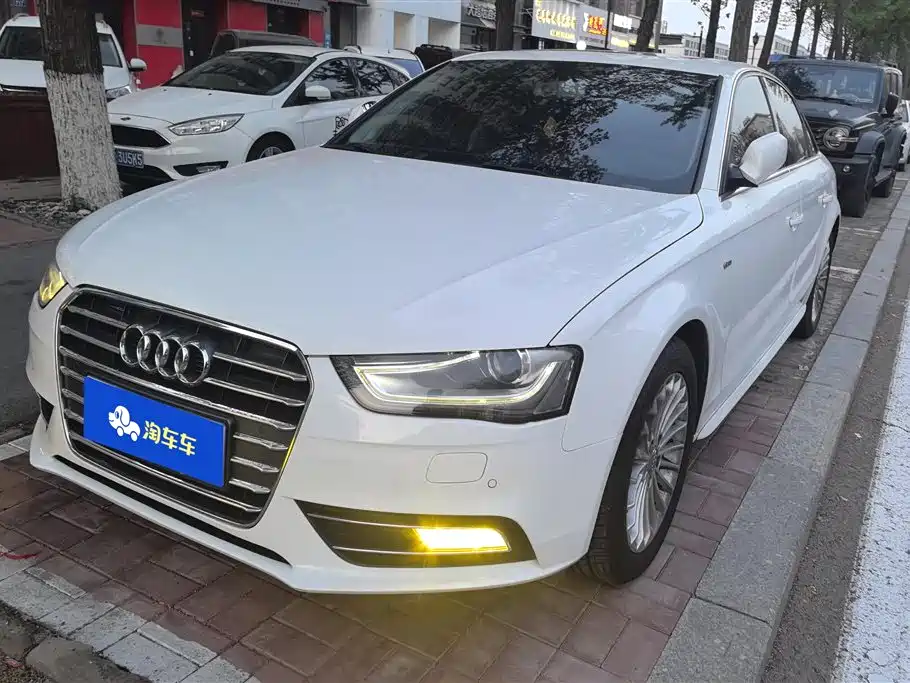 Audi A4L 2014
