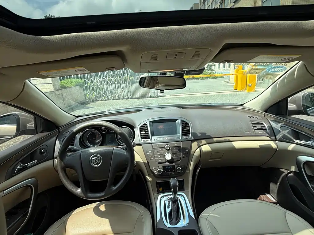 Buick Regal — миниатюра 12
