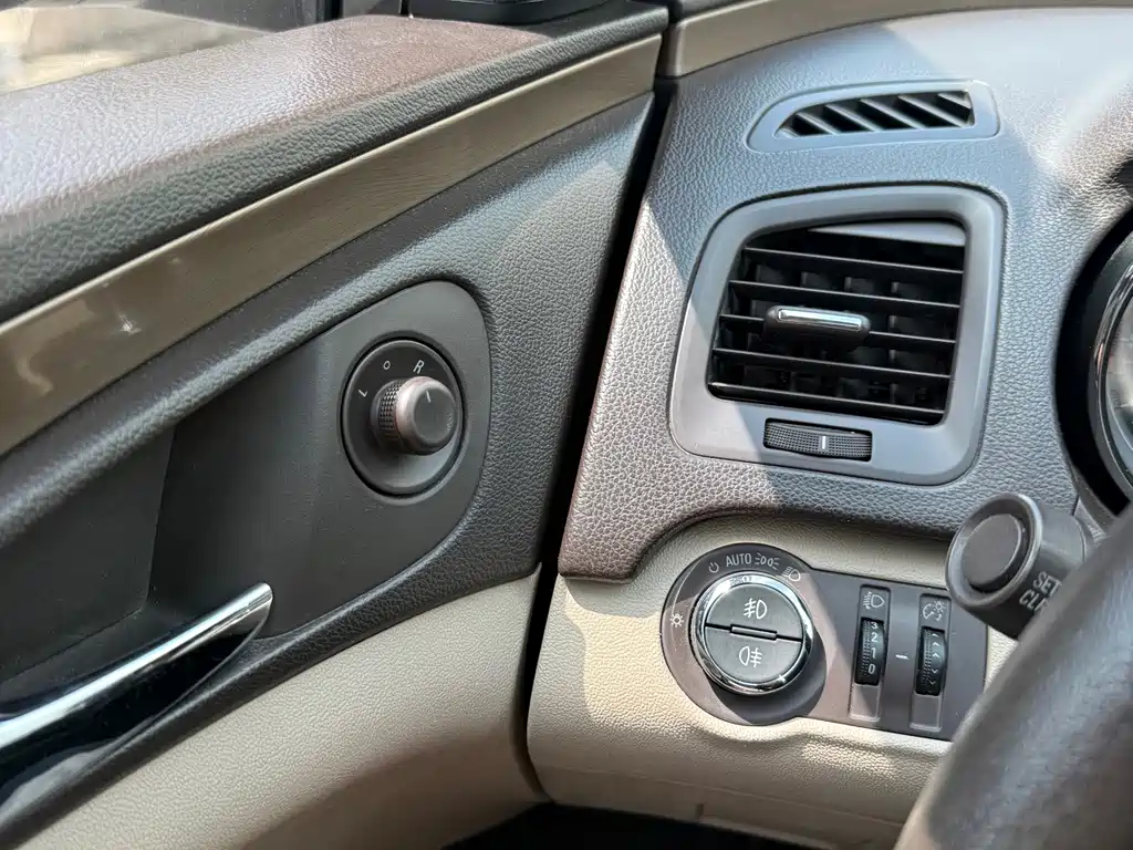Buick Regal — миниатюра 21
