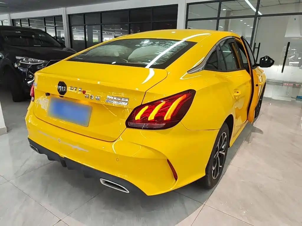MG MG5 — миниатюра 7