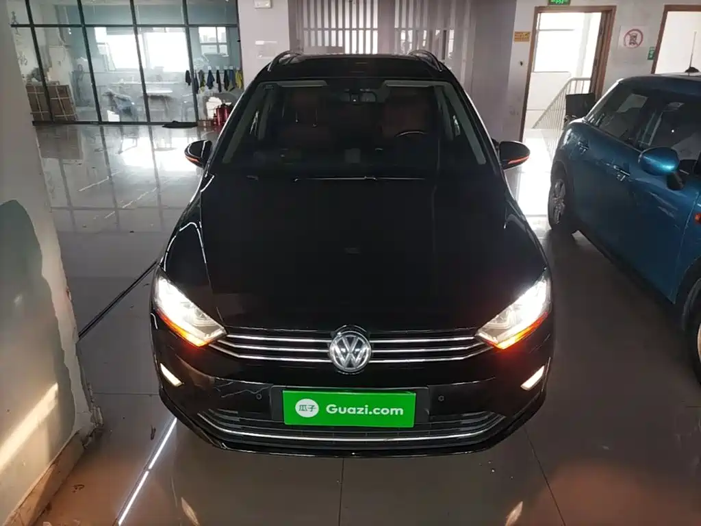 Volkswagen Golf (Import) — миниатюра 3