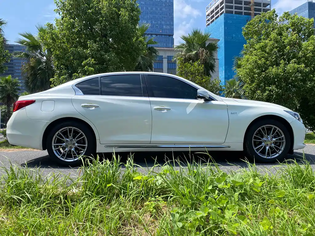 Infiniti Q50L — миниатюра 5