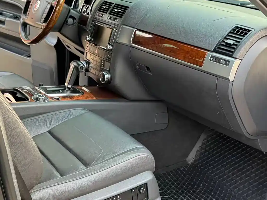 Volkswagen Touareg — миниатюра 15