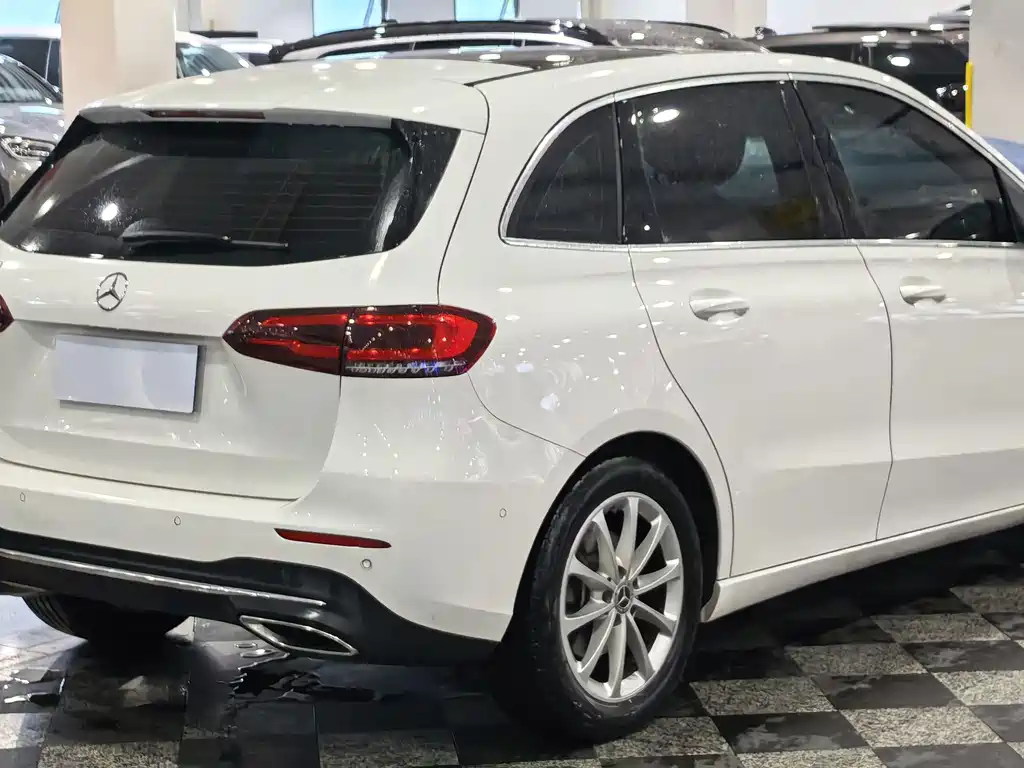 Mercedes-Benz B-Class — миниатюра 3