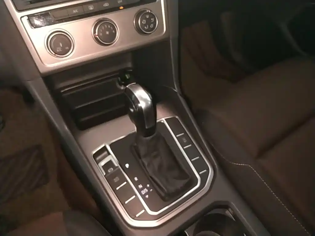 Volkswagen Golf Sportsvan — миниатюра 14
