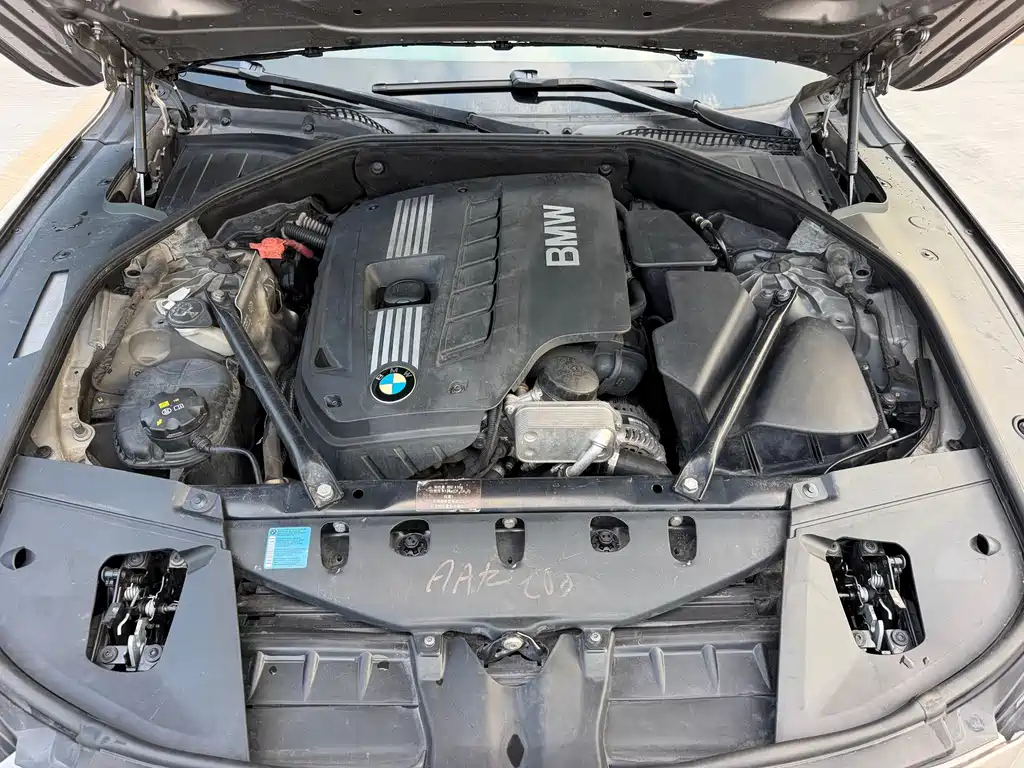BMW 7 Series — миниатюра 18