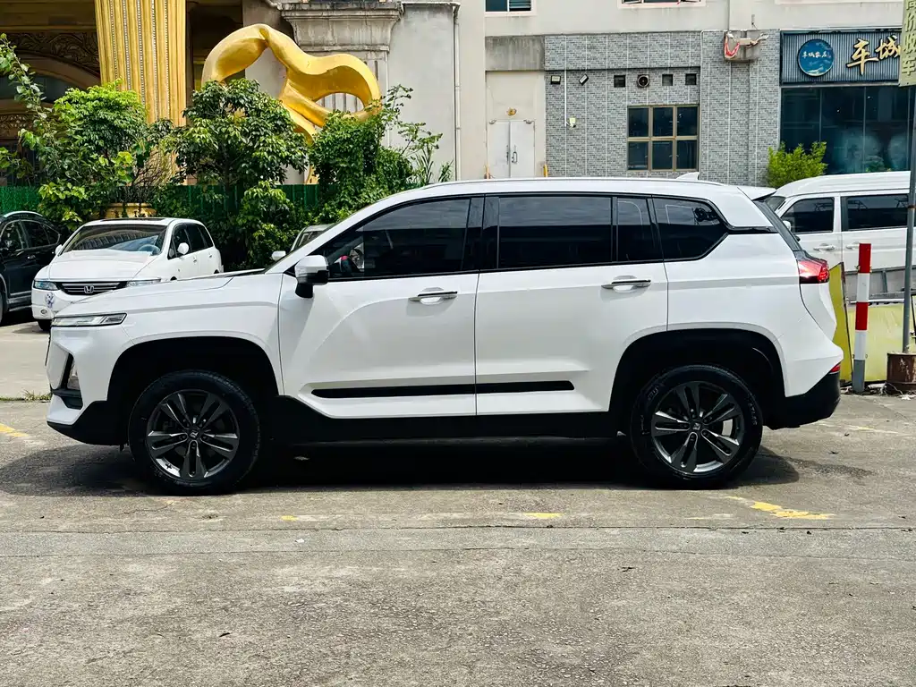 Baojun RS-5 — миниатюра 4