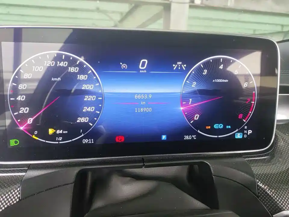 Mercedes-Benz C-Class — миниатюра 8