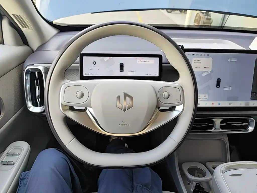 Leapmotor Leapmotor B10 — миниатюра 11