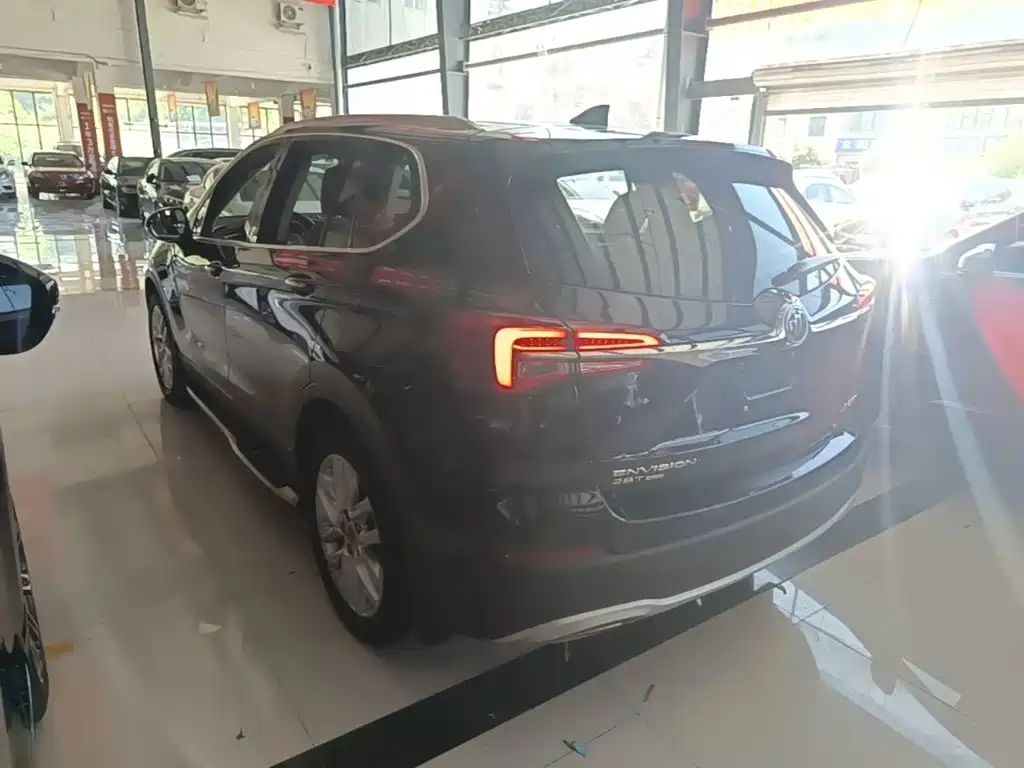 Buick Envision Plus — миниатюра 5