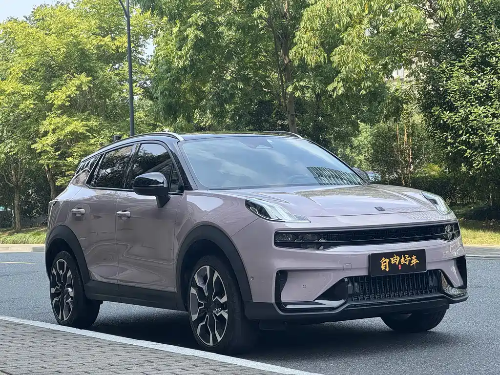 Lynk & Co 06 — миниатюра 3