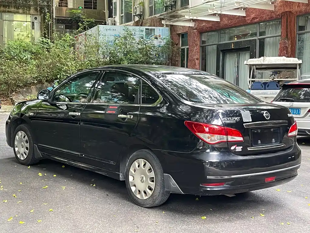 Nissan Sylphy — миниатюра 12