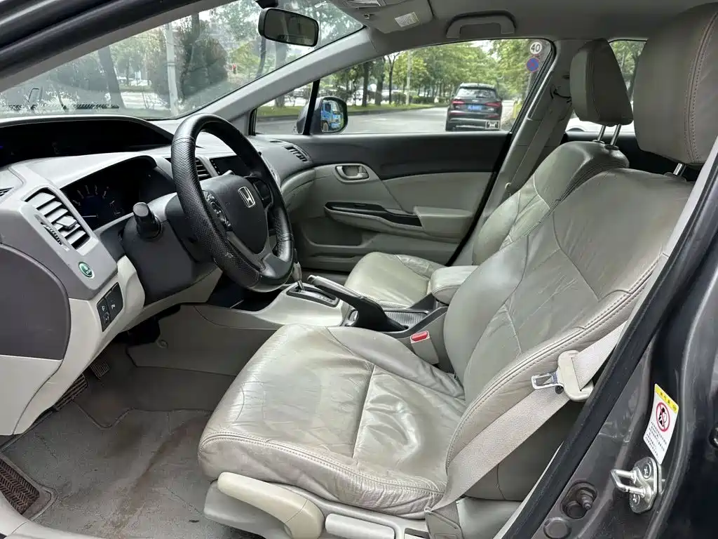 Honda Civic — миниатюра 6