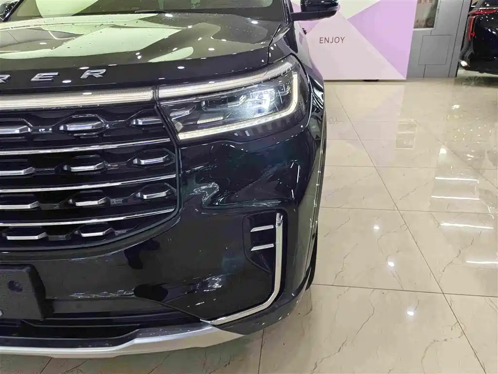 Ford Explorer — миниатюра 16